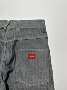 לצפייה במוצר מכנסי Dickies בהדפס בצבע אפור- שחור כהה