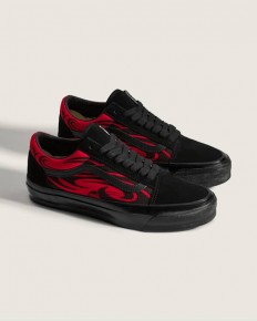 לצפייה במוצר נעלי סקייטר VANS Old Skool עם הדפס להבות אדום