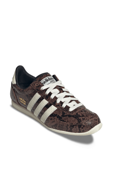 לצפייה במוצר נעלי אדידס ג'אפן Adidas Japan – דגם עור נחש חום עם פסים לבנים