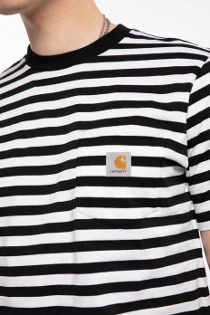 לצפייה במוצר חולצת טי-שרט Carhartt WIP עם כיס - דגם פסים שחור-לבן